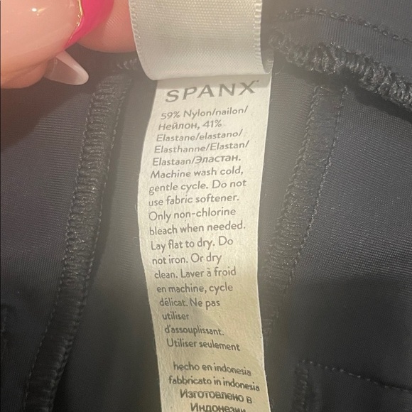 Womens SPANX Sunshine Skort 6” in Very Black - Picture 9 of 9